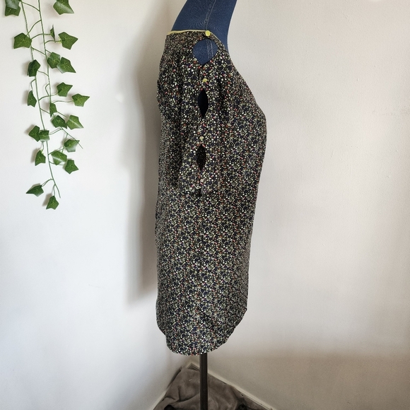 BCBGEneration Cut Out Sleeve Shift Dress with Pockets Size XS - Picture 7 of 11